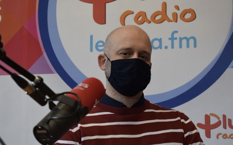 Adam Kubik w radio Legnica